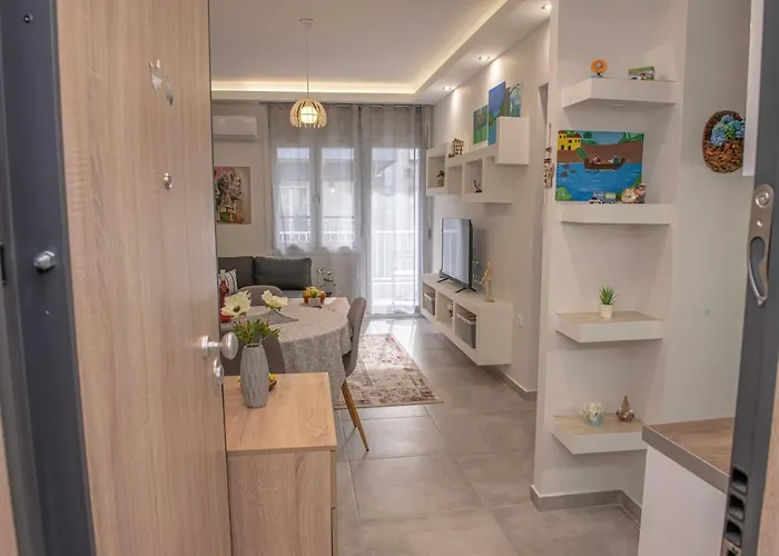 Aitolou Near The Sea